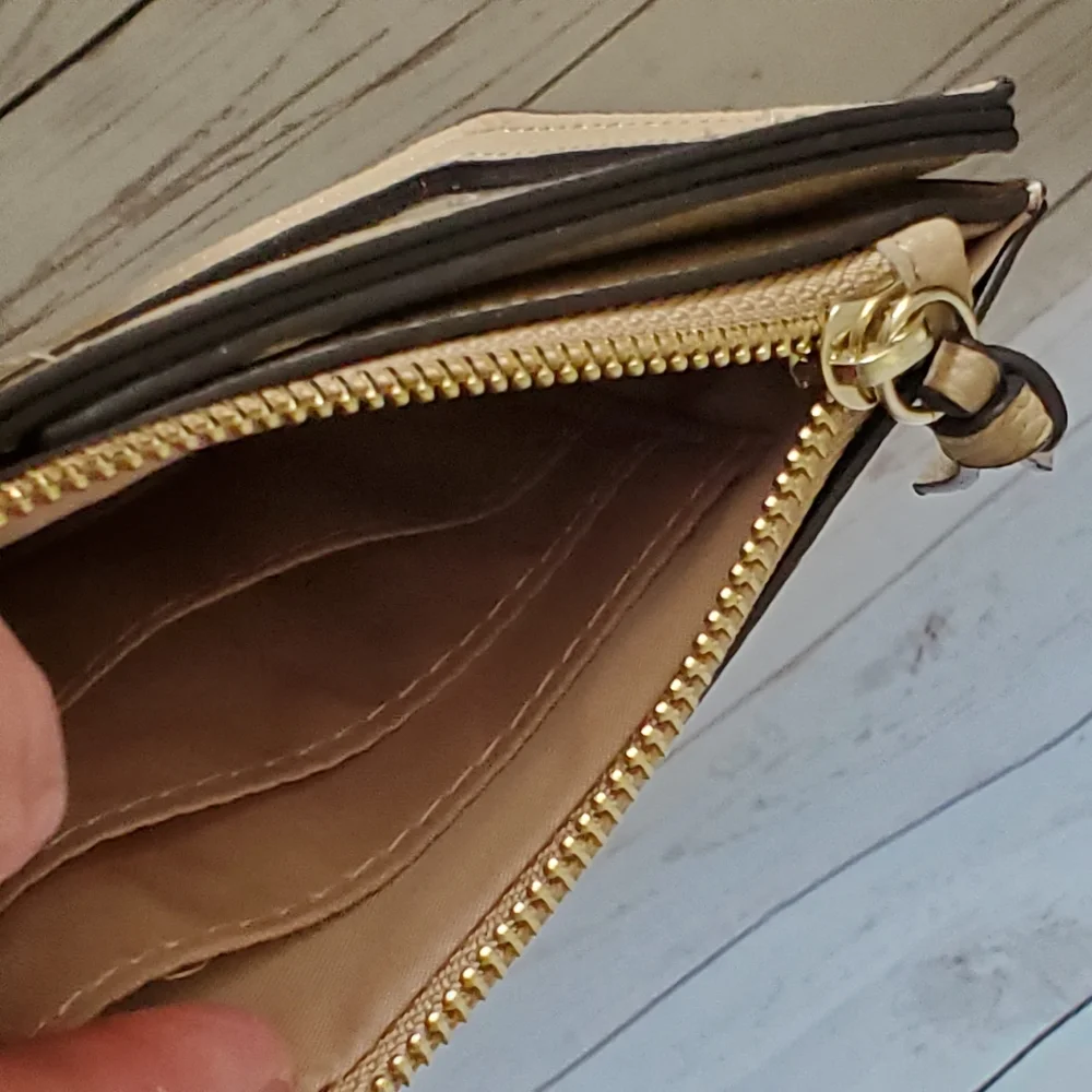 No Boundaries women's recycled materials vinyl phone crossbody beige